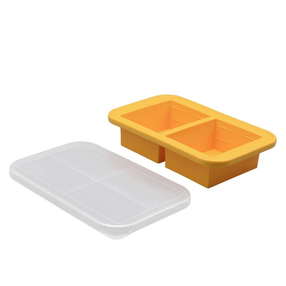 Ice cube tray with 2 large compartments and a lid