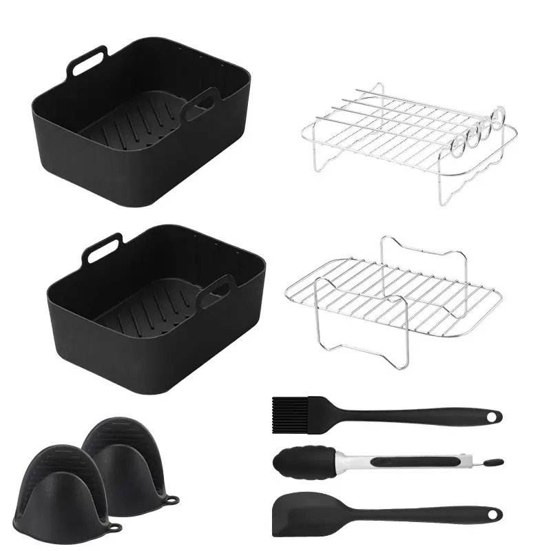black-silicone-baking-pot-and-kitchen-accessory-kit