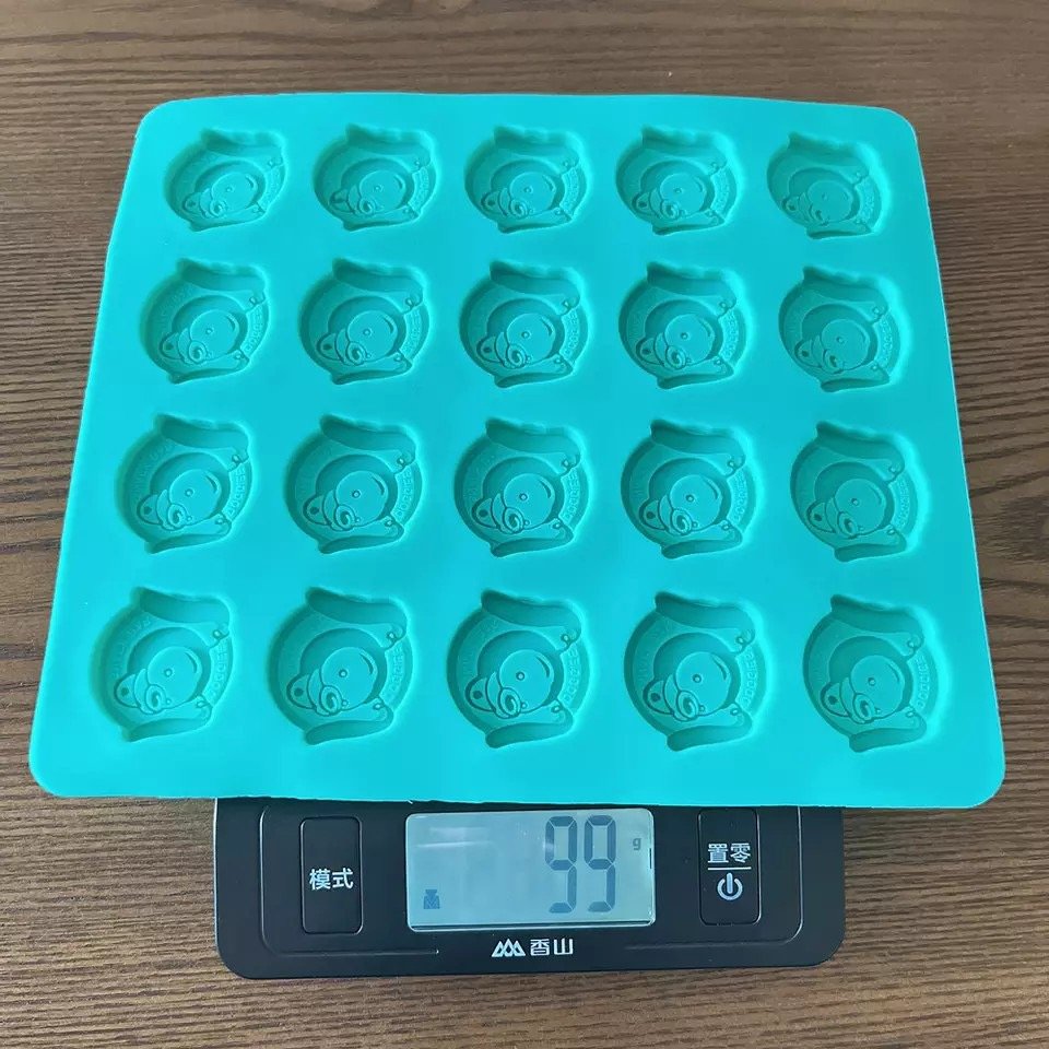 Teal Silicone Pig Mold Showing Exact 99g Weight