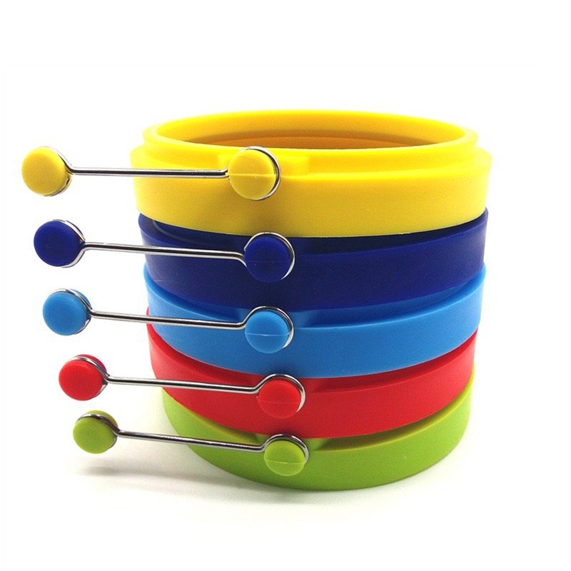 colorful silicone egg rings with metal handle