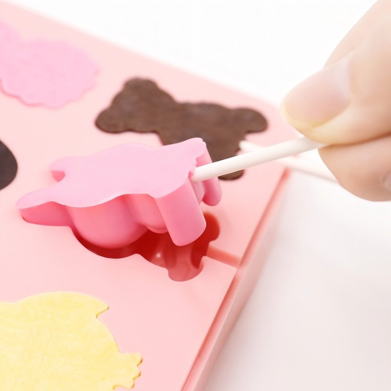 Flexible Non-stick Design, Effortlessly Pop Out Finished Lollipop Candy